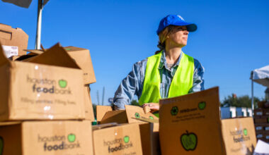 With Trump's focus elsewhere, the economy shows signs of trouble