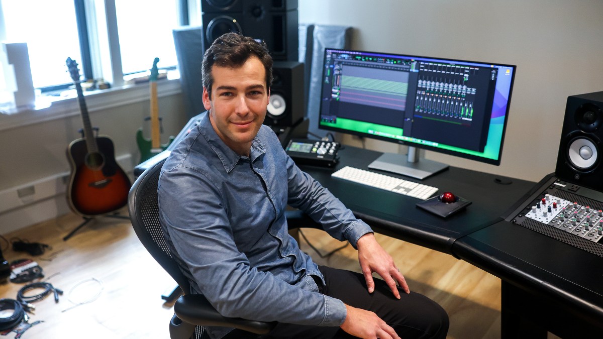 Artists could be paid for AI music as platform strikes Warner deal