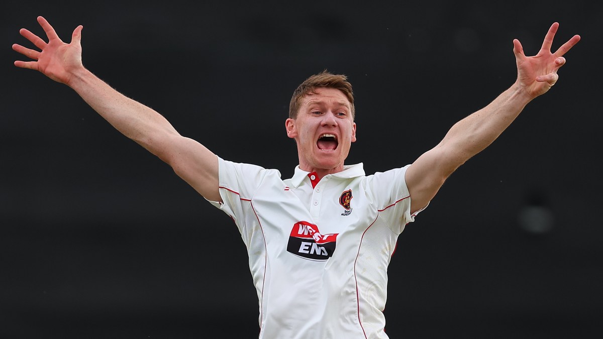 Former carpenter Brendan Doggett given toughest of Ashes tasks