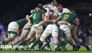 England play South Africa