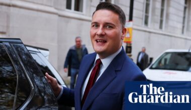 Streeting denies plot to oust Starmer and condemns briefings from No 10 | Wes Streeting