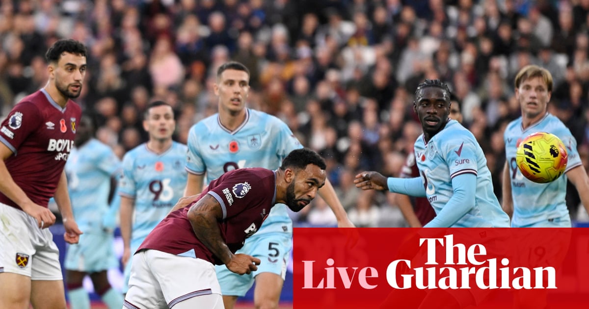 Everton v Fulham, West Ham v Burnley, and more: football clockwatch – live | Soccer
