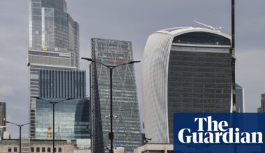 Banks poised to escape tax rises in Rachel Reeves’s budget | Banking