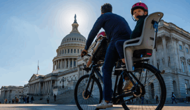 Top White House officials issue dire economic warnings amid shutdown - news.cgtn.com