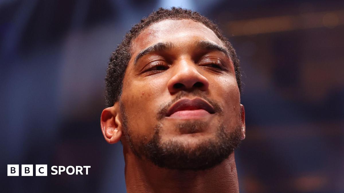 Jake Paul entering the ring against Mexico's Julio Cesar Chavez in June 2025