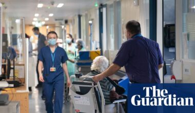 Hospital consultants gearing up to join resident doctors in striking over pay | NHS