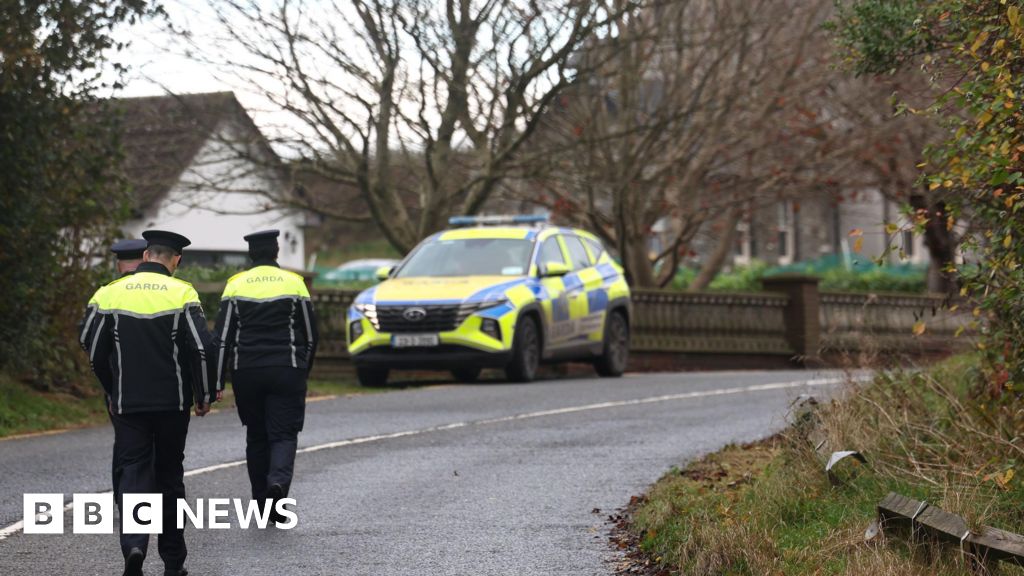 Five dead following two-vehicle crash in County Louth