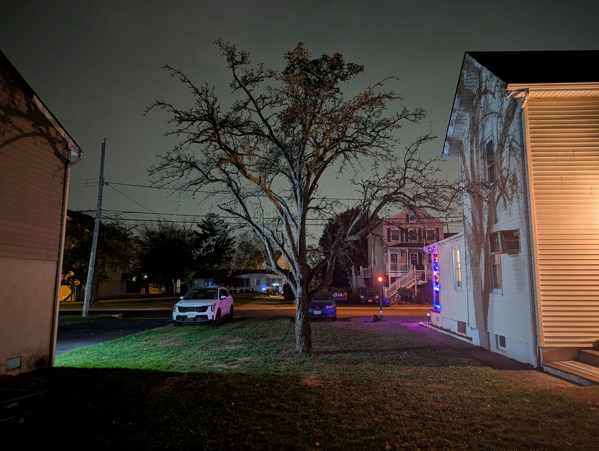 Google Pixel 10 Pro XL low light sample.