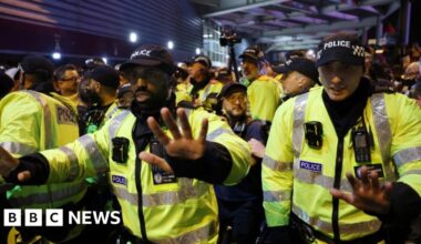 Birmingham sees Maccabi-Villa demos amid 'unprecedented' policing