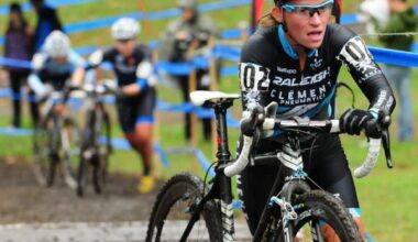 Caroline Mani (Raleigh Clement) running the uphill barriers