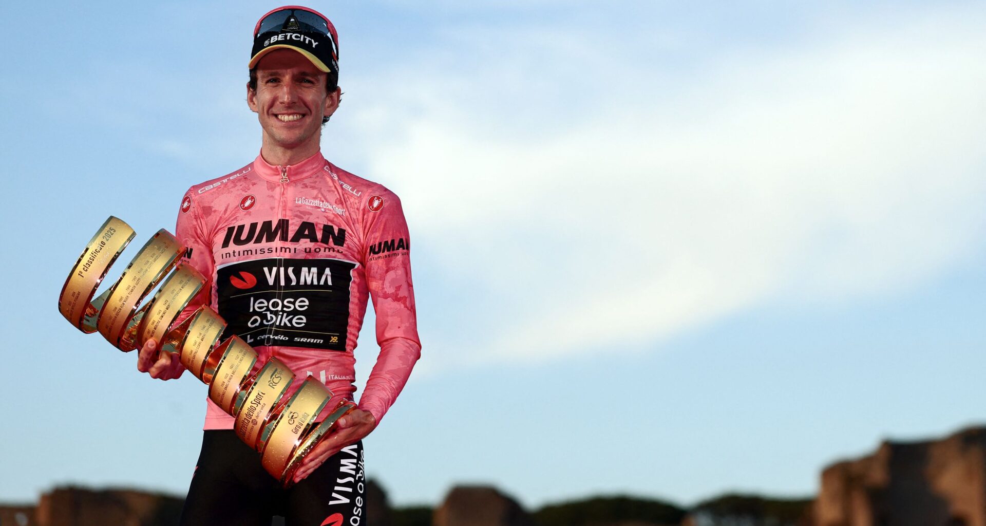 Giro d'Italia and Giro d'Italia Women routes for 2026 to be revealed on December 1