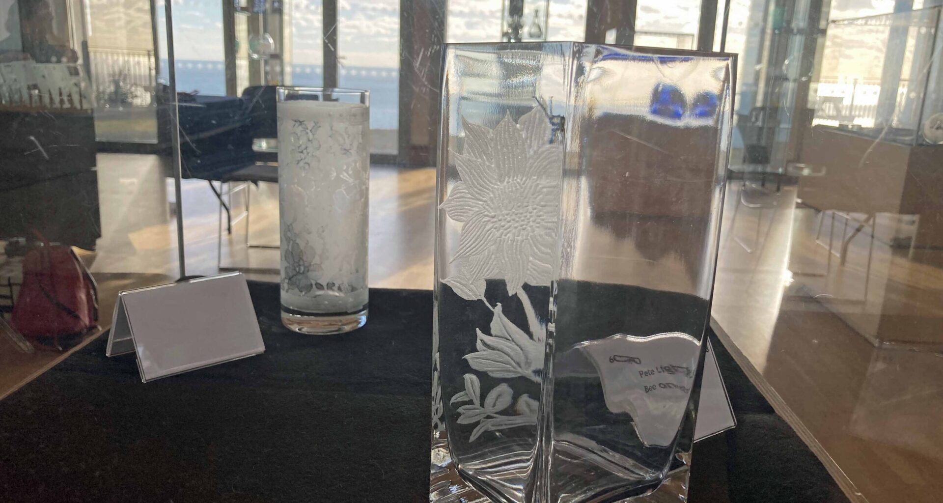 Contemporary engraved glass exhibition sparkles at Durlston – Swanage News