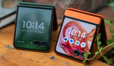 Check out these Black Friday deals for the Motorola Razr, which you can get for less than $400