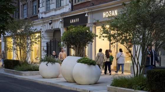 McAslan upgrades and greens Sloane Street public realm