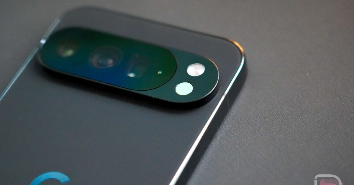 I Love Pixel Phone Owners Responding to Question About Their Phone's Thermometer