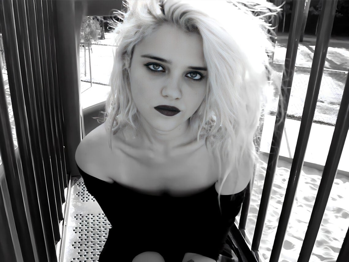 Sky Ferreira - Singer - Musician - Model - Actress - 2023