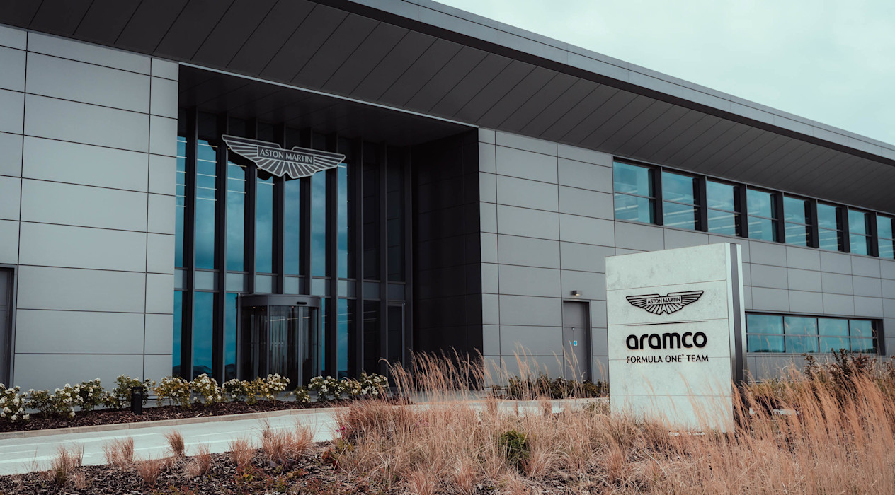 TEAM NEWS HERO DESKTOP