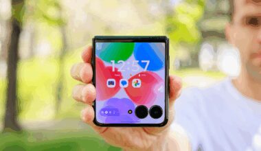 The Razr Ultra just got way more irresistible with Motorola's best deal yet