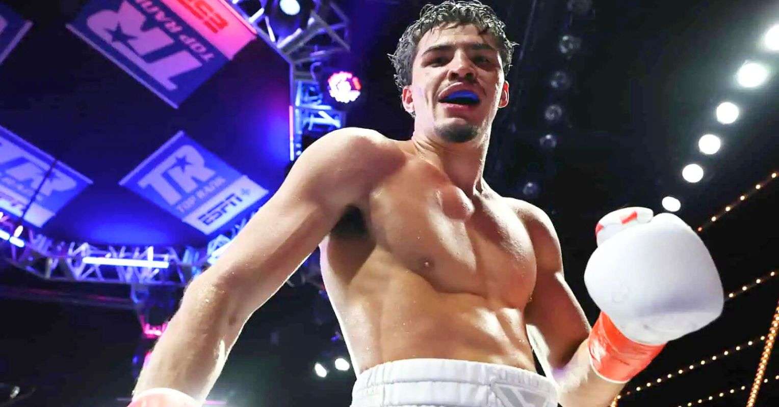 Boxing’s youngest male world champion Xander Zayas announces ‘history-making’ unification fight