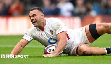 Ben Earl celebrates with Alex Coles and Henry Pollock