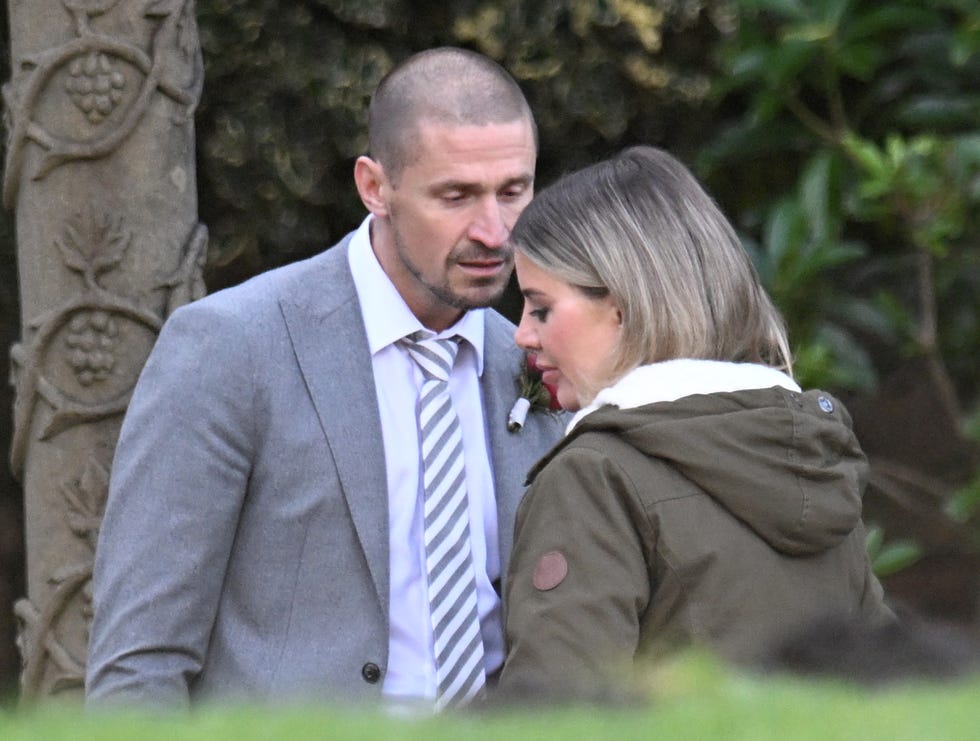 abi webster and carl filming coronation street scenes