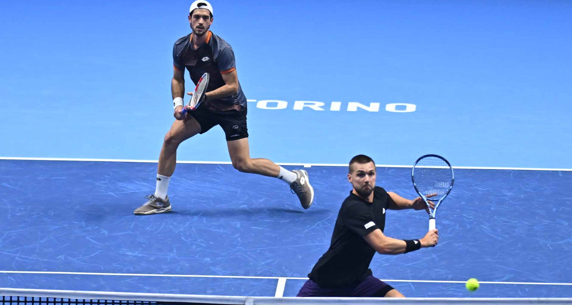 Julian Cash & Lloyd Glasspool reach SFs at Nitto ATP Finals | ATP Tour