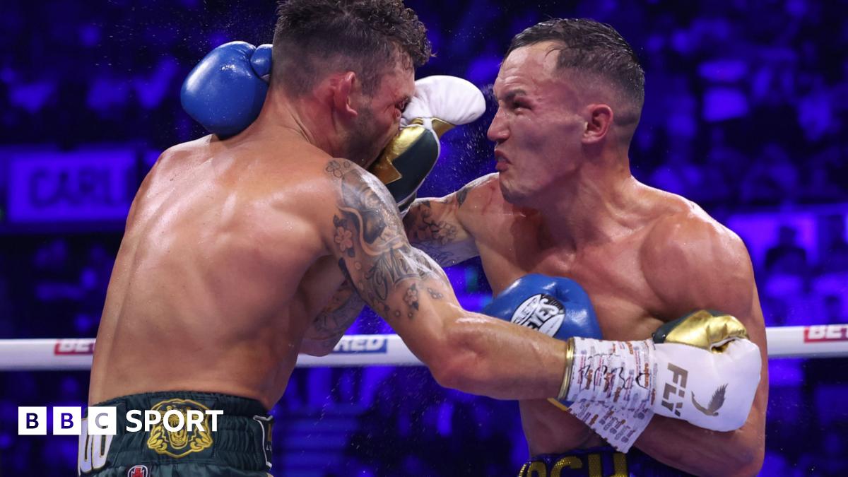 Leigh Wood (left) and Jos Warrington (right) trade blows in their October 2023 bout