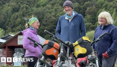 Aberdeen University friends finish 17,000-mile bike ride started in 1985