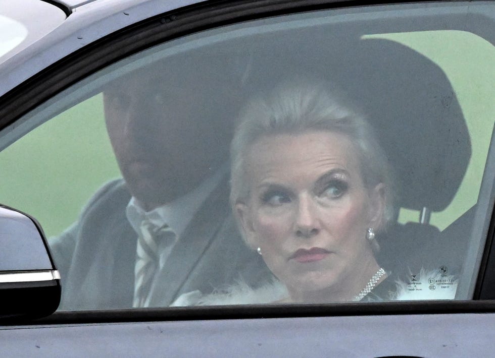 debbie and carl filming coronation street scenes