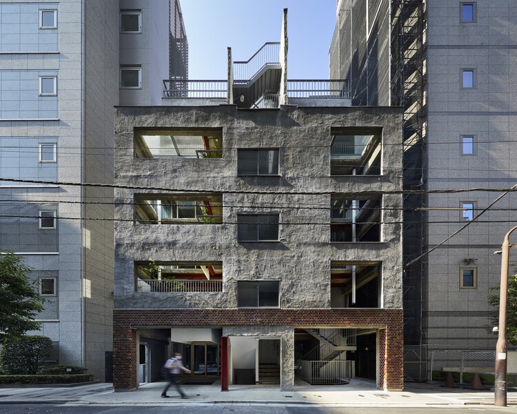 Design Ethos of Subtraction and Addition: 10 Adaptive Reuse Projects for Commercial and Social Spaces in Asia - Image 27 of 34