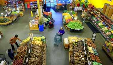 Americans are feeling worse about the economy as government shutdown drags on