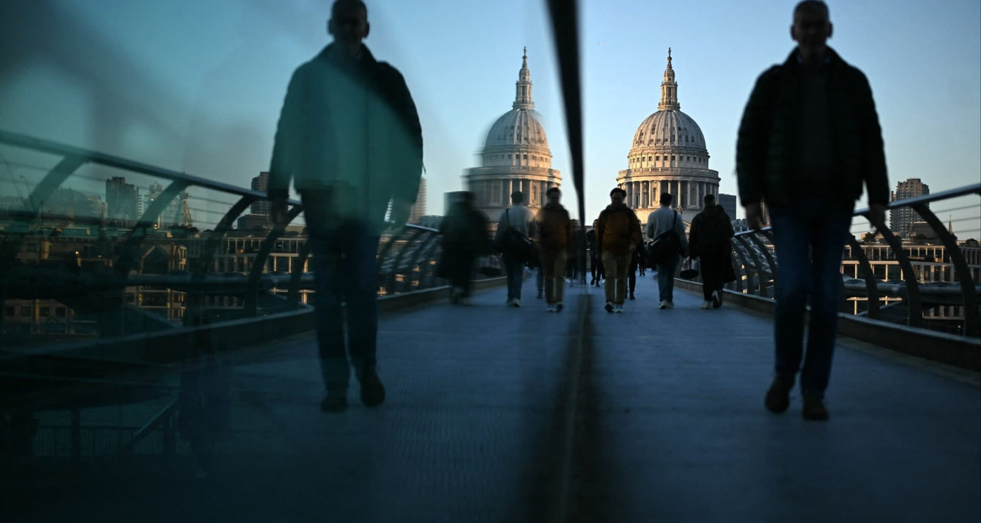 AI will lead one in four big UK businesses to cut staffing, research shows - Financial Times