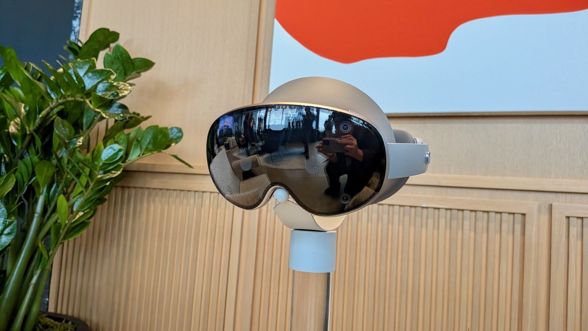 samsung galaxy xr headset on display