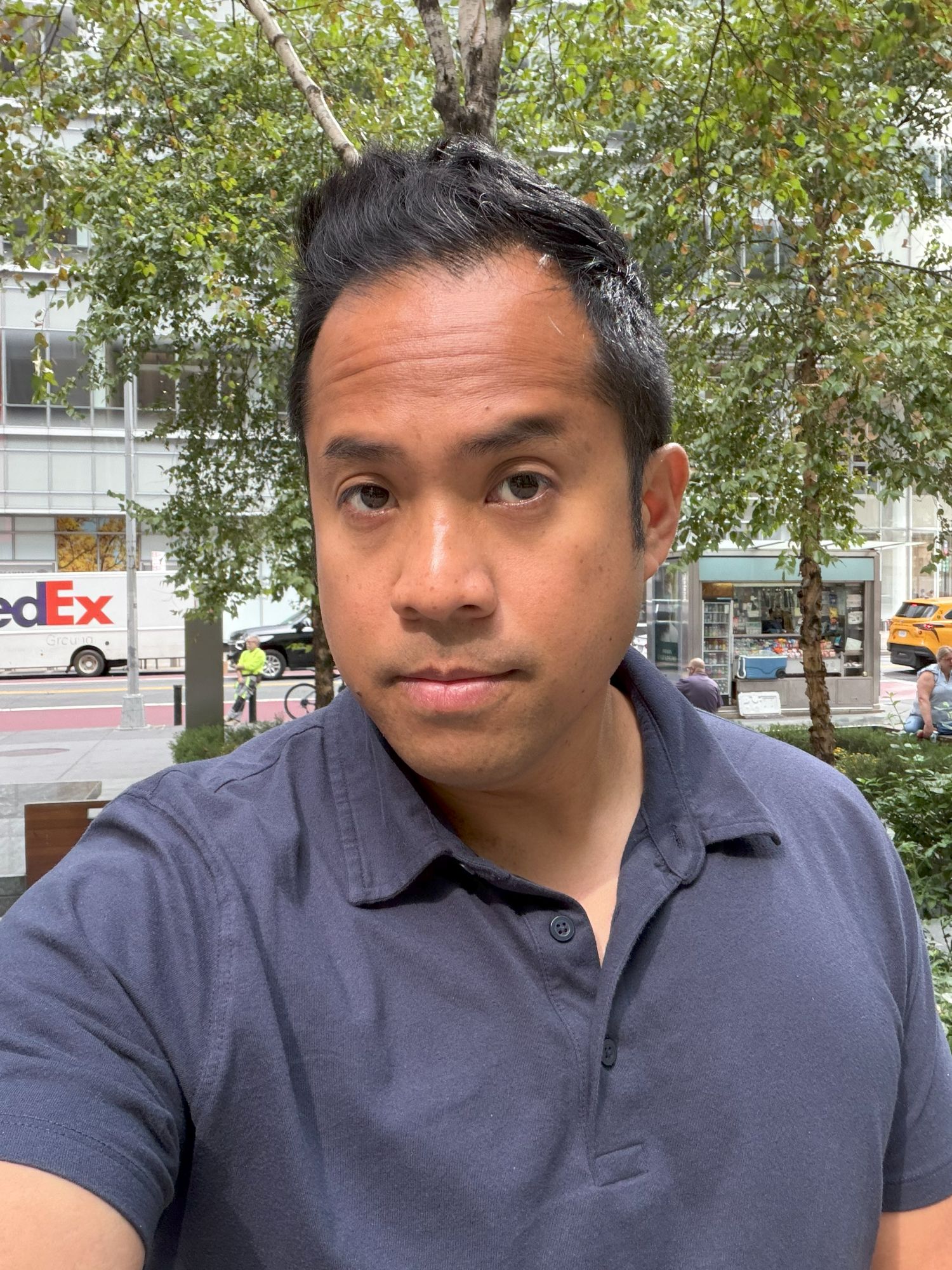 Apple iPhone 17 Pro Max selfie sample.