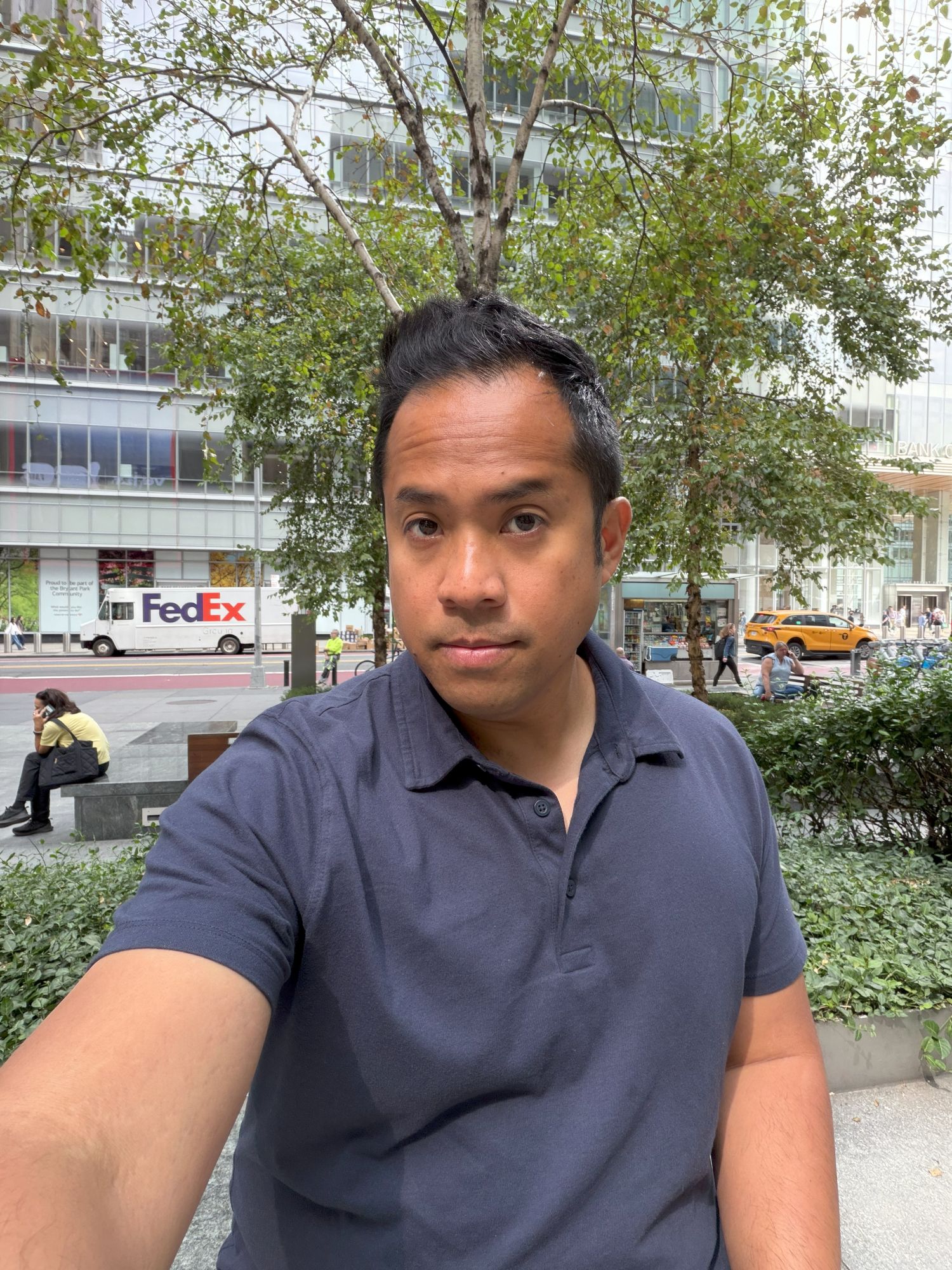 Apple iPhone 17 Pro Max selfie sample.