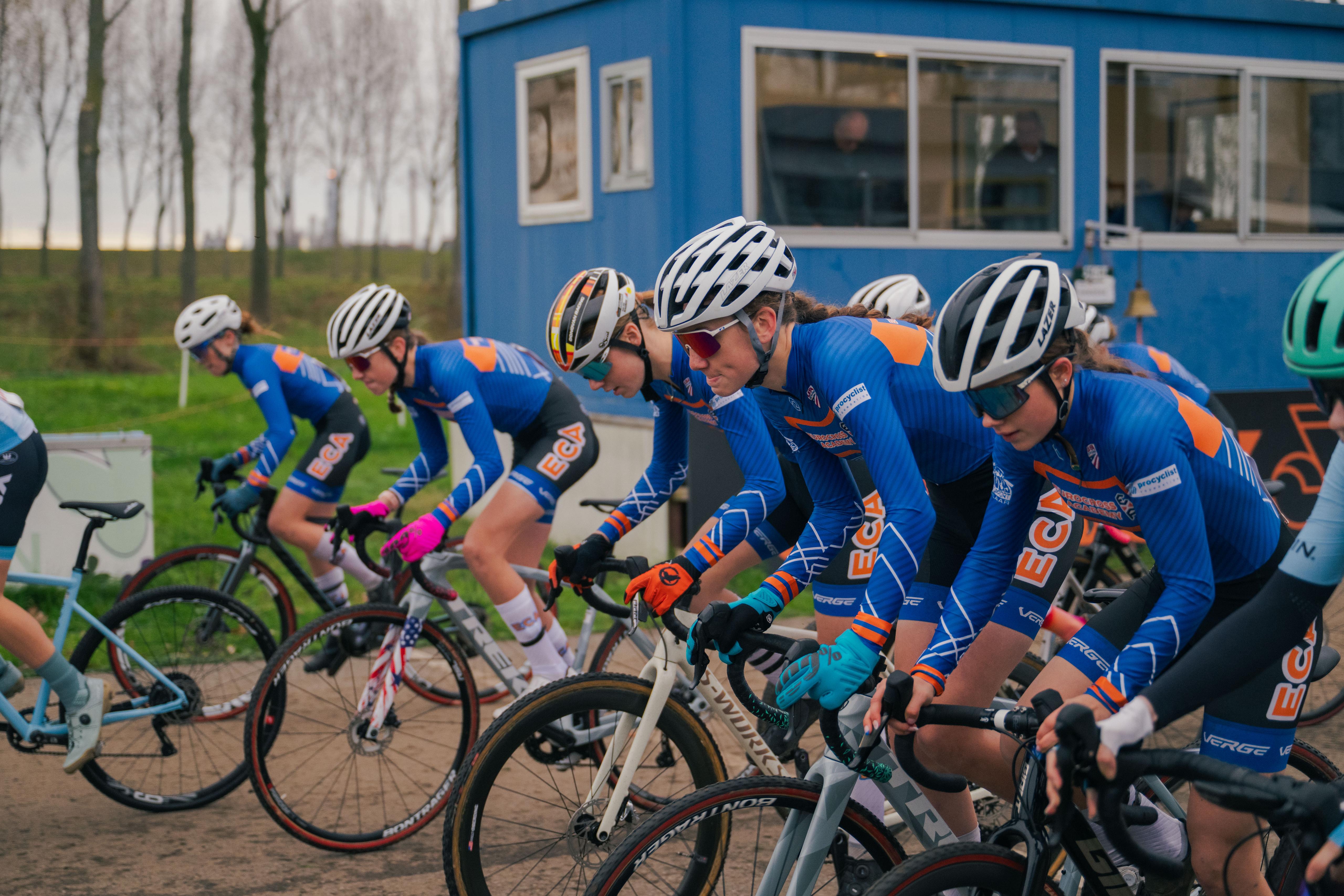 ECA 15-16 women at the start of Spijkenisse in the Netherlands