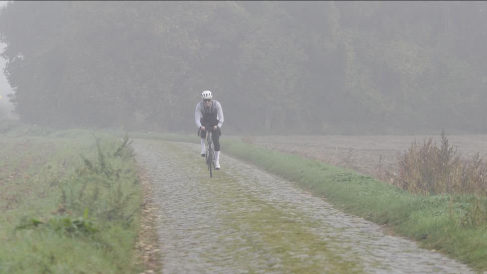 Liam rides Carrefour de l'Arbre