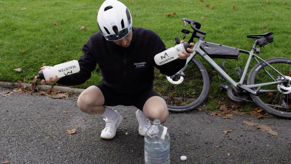 Liam mixes Maurten drinks