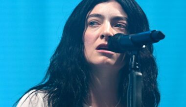 Lorde review, O2 Arena London – Energy, cringe and restless teens pining for Melodrama tracks