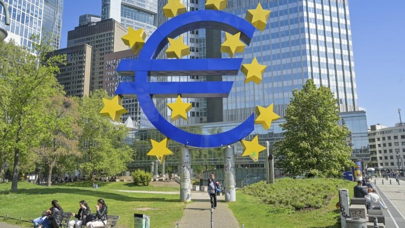 Rates Spark: Dutch pension reforms may be pushing for steeper 10s30s | articles