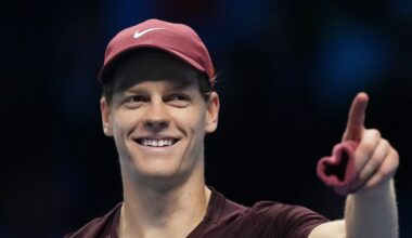 Jannik Sinner sweeps aside Alexander Zverev in straight sets to reach semi-finals of ATP Finals in Turin | Tennis News