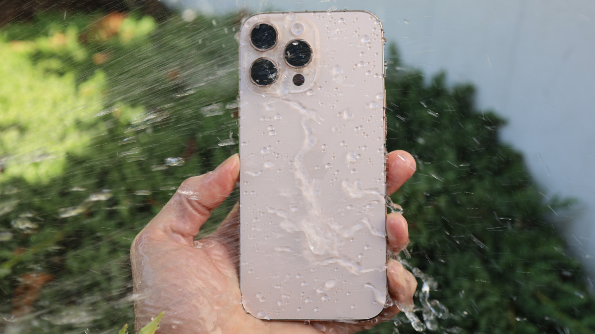 Apple iPhone 16 Pro Max  REVIEW