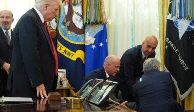 Drug company representative collapses during Oval Office event