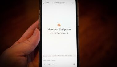How to use chatbots to make you smarter, not dumber