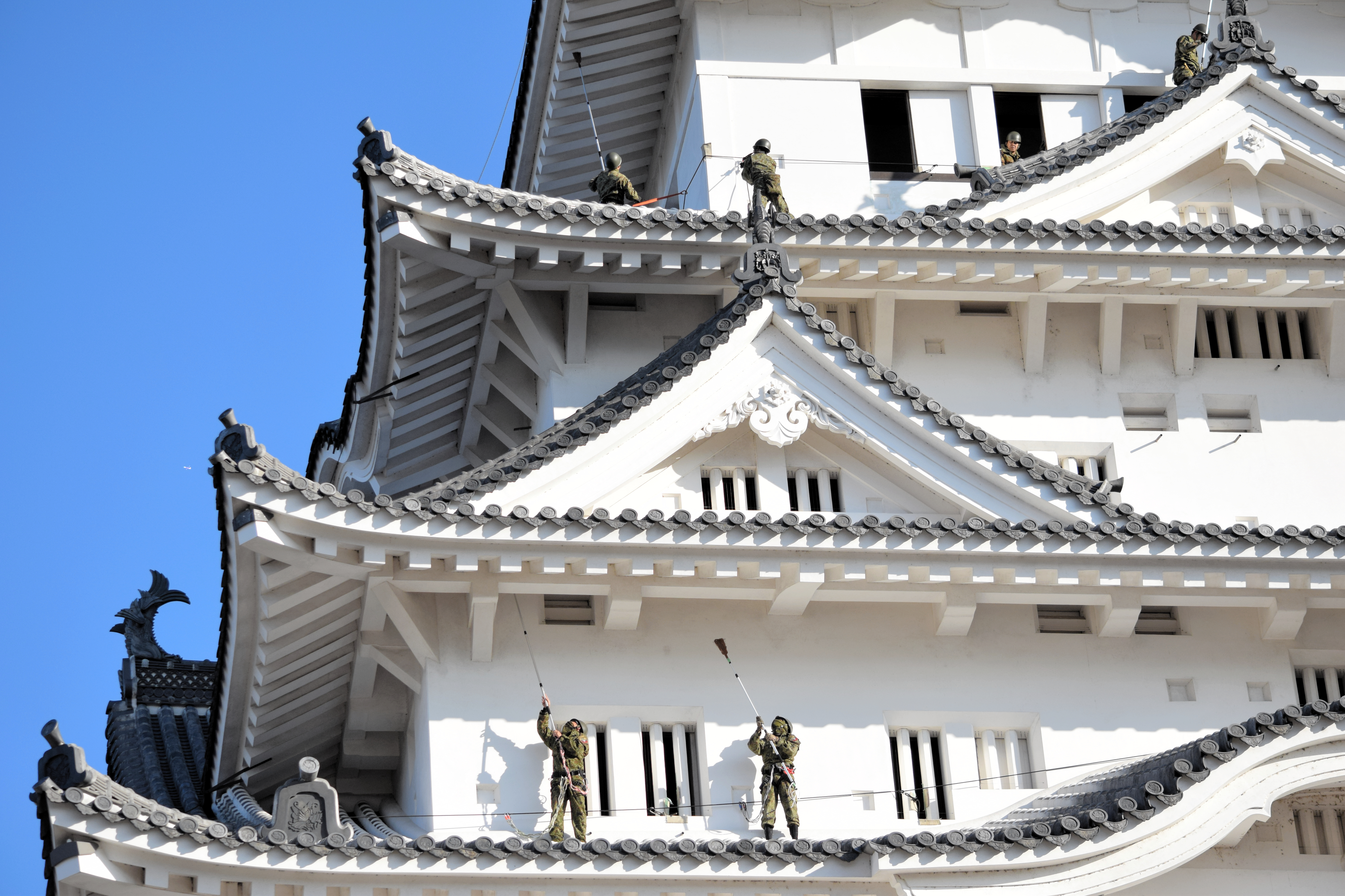 Self-Defense Force Members Clean Himeji Castle
