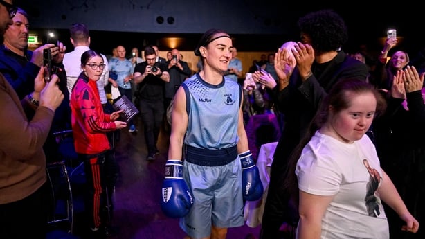 2 December 2025; Kellie Harrington of Ireland walks out to the ring ahead of her exhibition bout against Chelsey Heijnen of Netherlands at the Mansion House in Dublin. Photo by David Fitzgerald/Sportsfile 