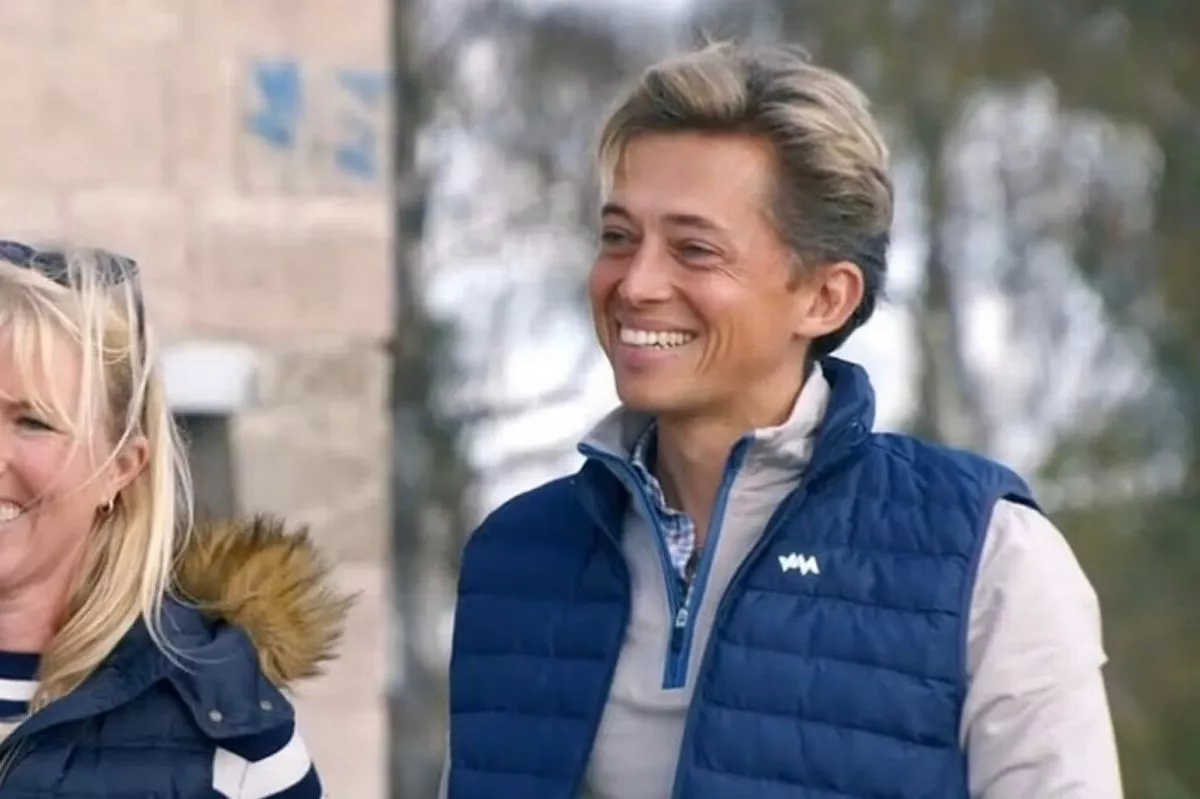 Entrepreneur Piers and police officer Emma bought on old folly in Warwickshire for £1.4million