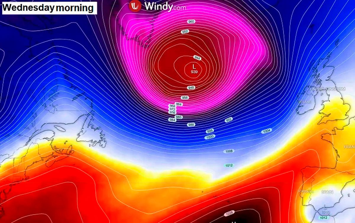 A 'bomb cyclone' seen heading towards the British Isles