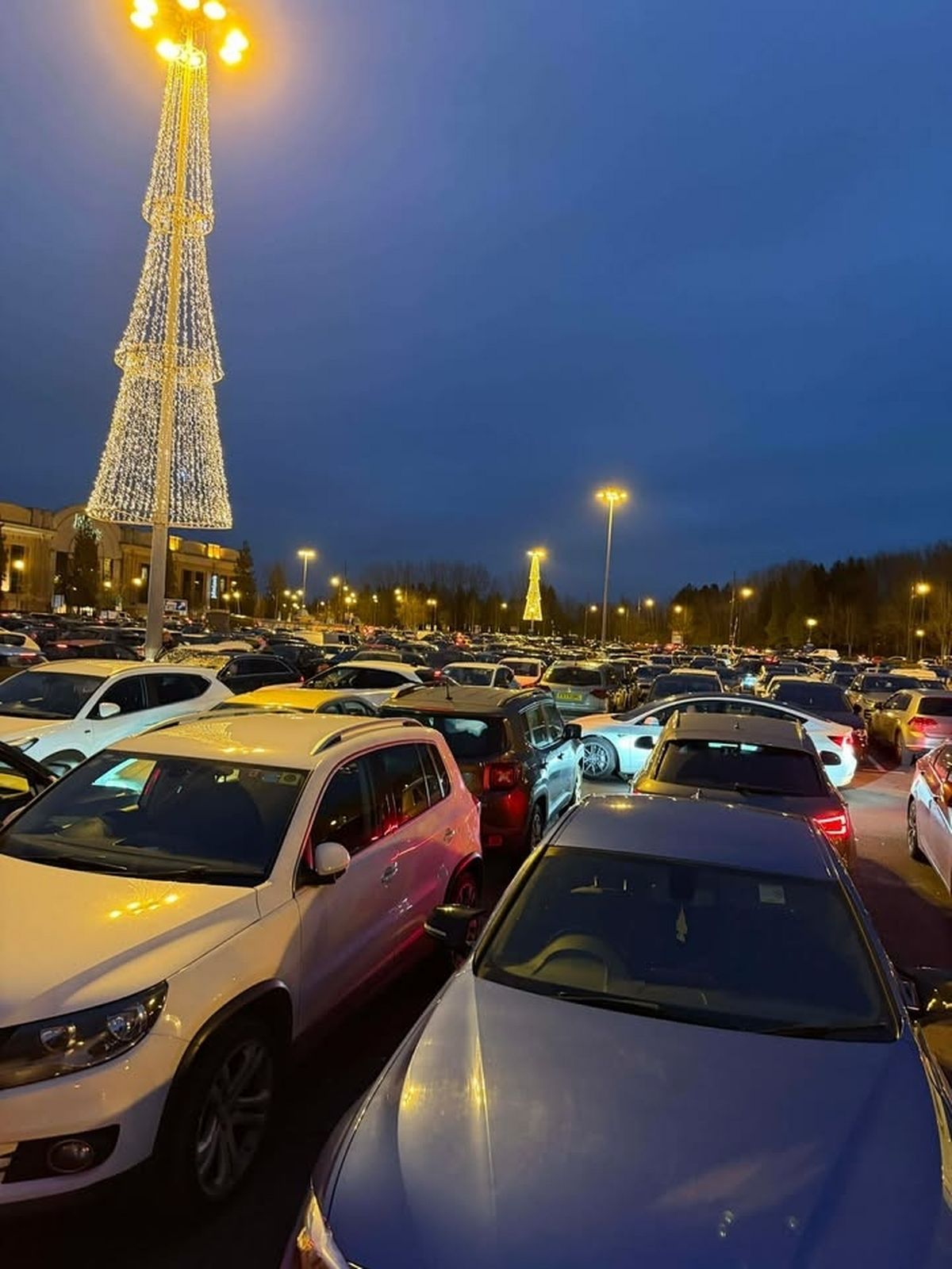 There were queues in the large outdoor Regent car park 