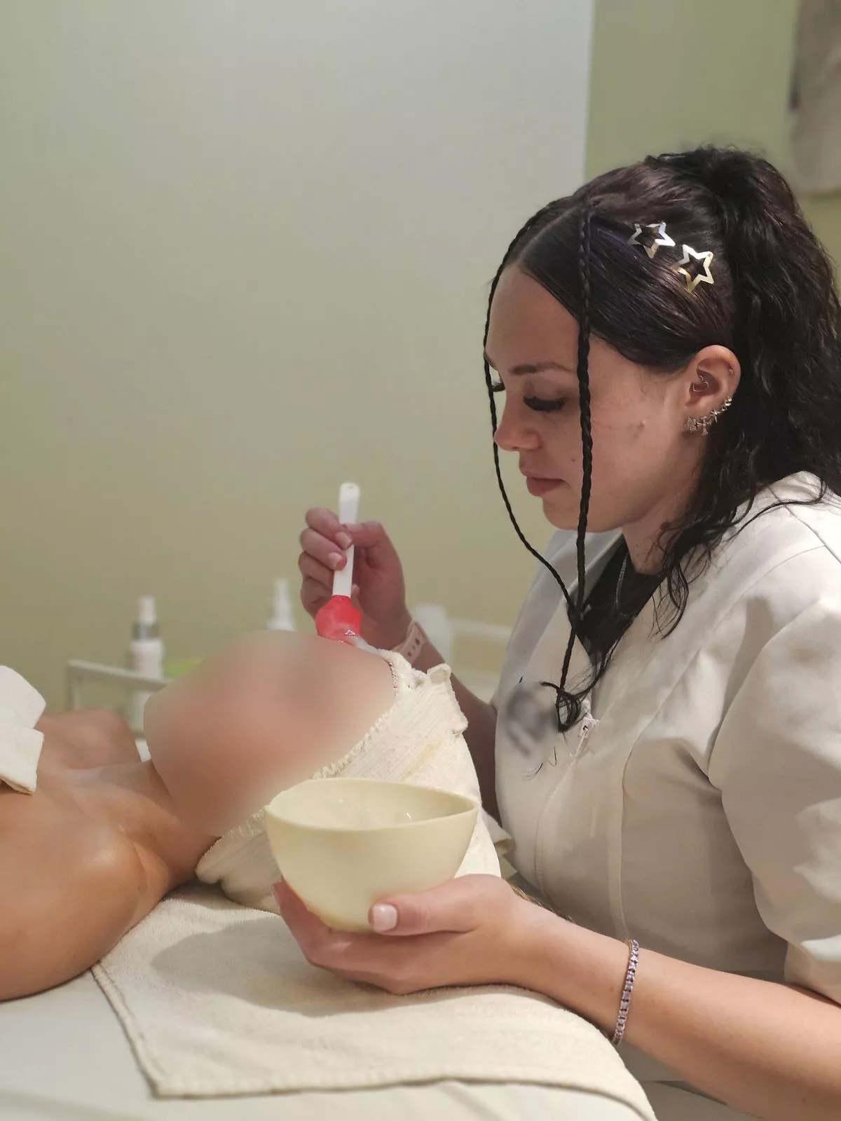 Brooke continues to work at the salon